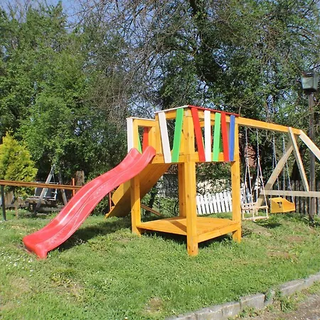 Семеен Хотел Перун