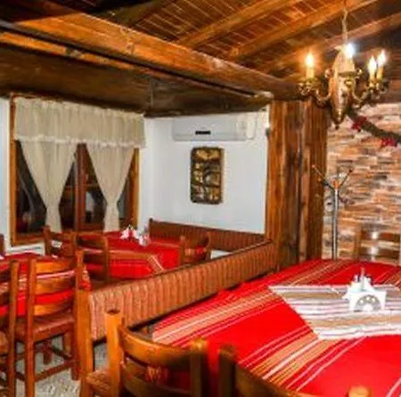 Семеен Хотел Перун 2* אלנה