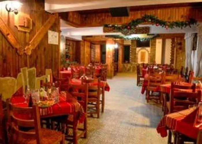 Семеен Хотел Перун 2* אלנה